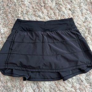 LULULEMON Pace Rival Mid-Rise Skirt 12"
